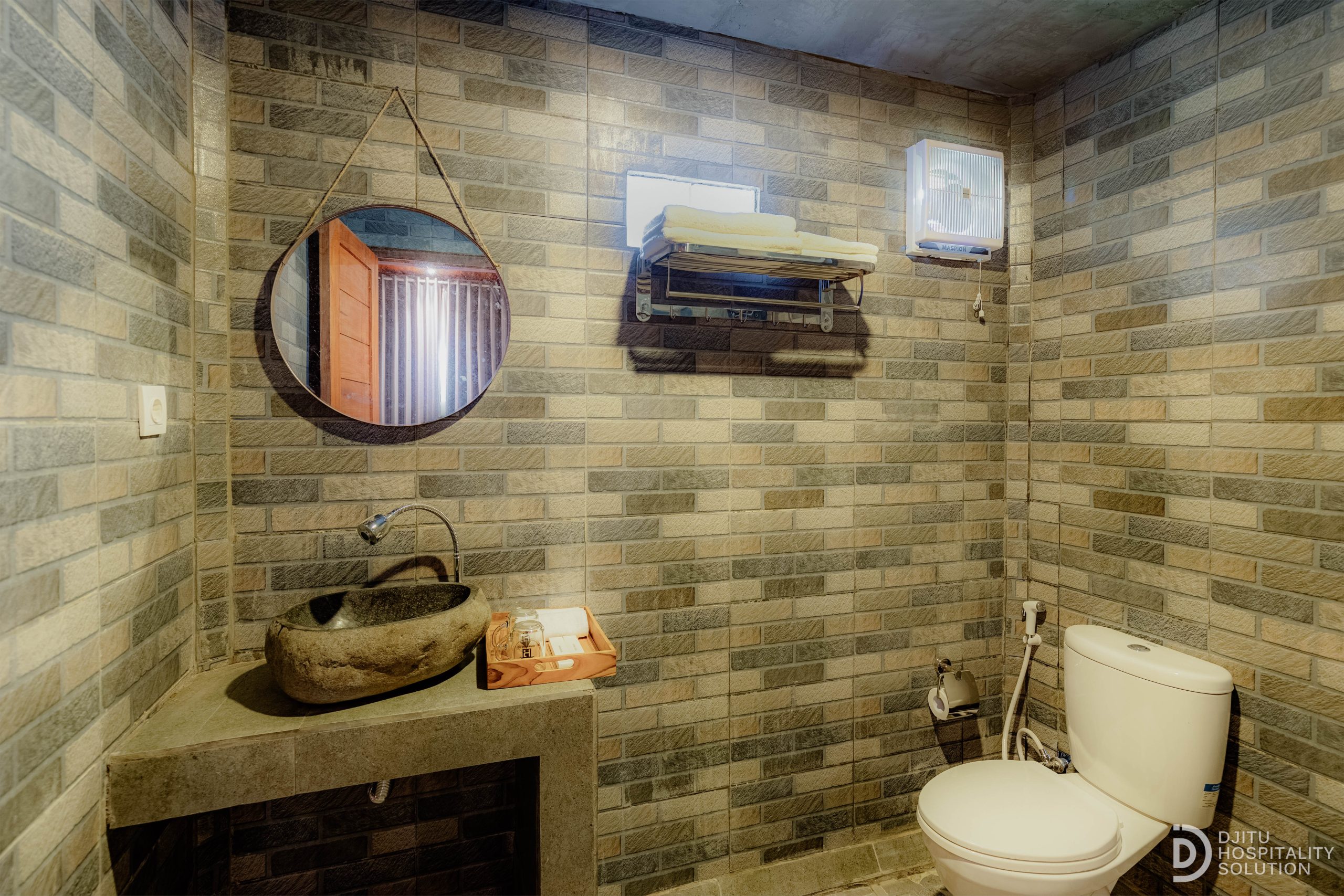 3B2A1519-HDR copy