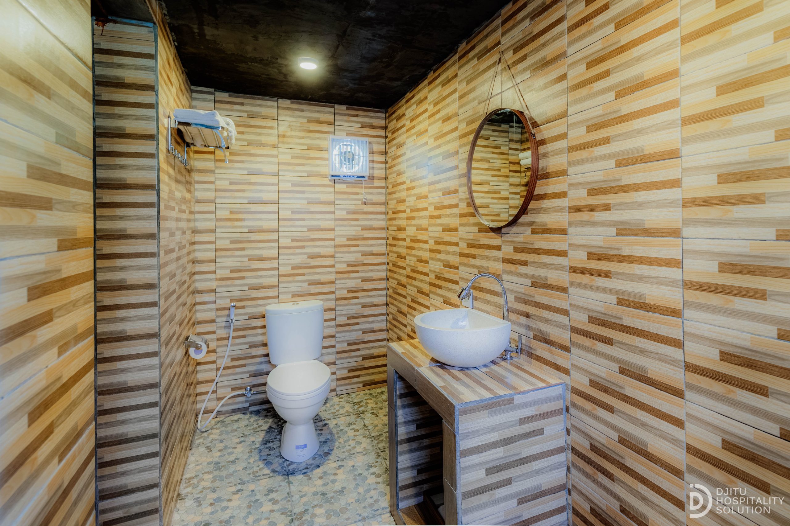 3B2A1587-HDR copy 2
